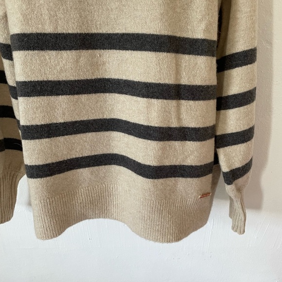 MICHAEL KORS BASICS OATMEAL HEATHER  STRIPED TURTLENECK SWEATER - Picture 4 of 11